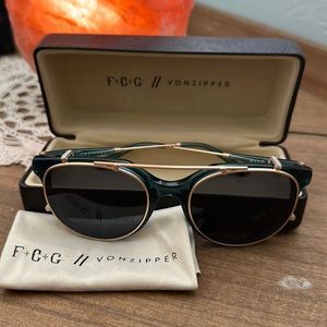 Vonzipper sunglasses